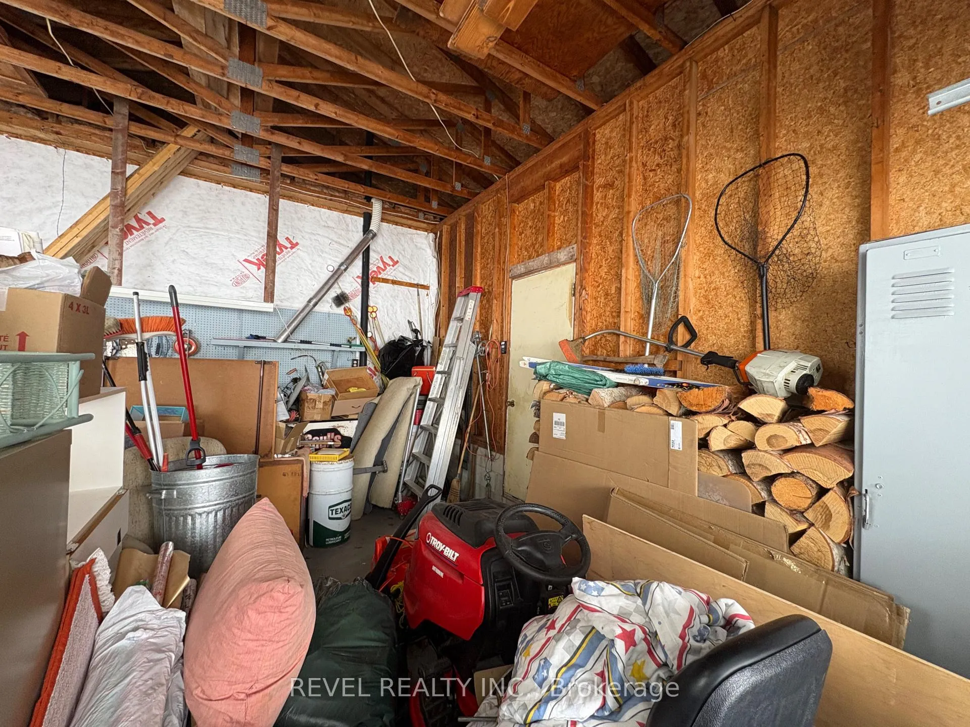 Photo 34 of 390 Seventeenth Avenue, Cochrane — HOMEH