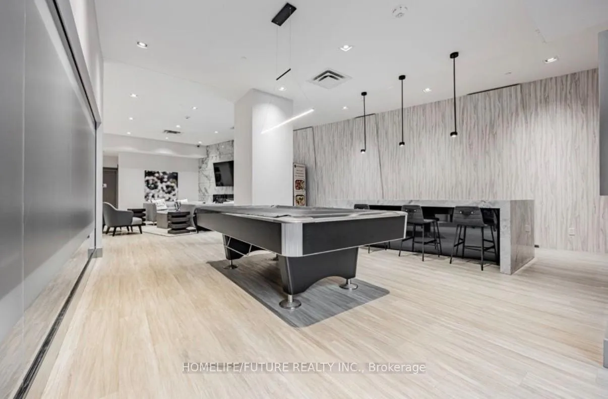 Photo 4 of Unit 1708, 181 Bedford Road, Toronto, The Annex — HOMEH