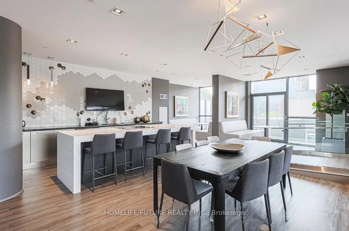 Photo 13 of Unit 1708, 181 Bedford Road, Toronto, The Annex — HOMEH