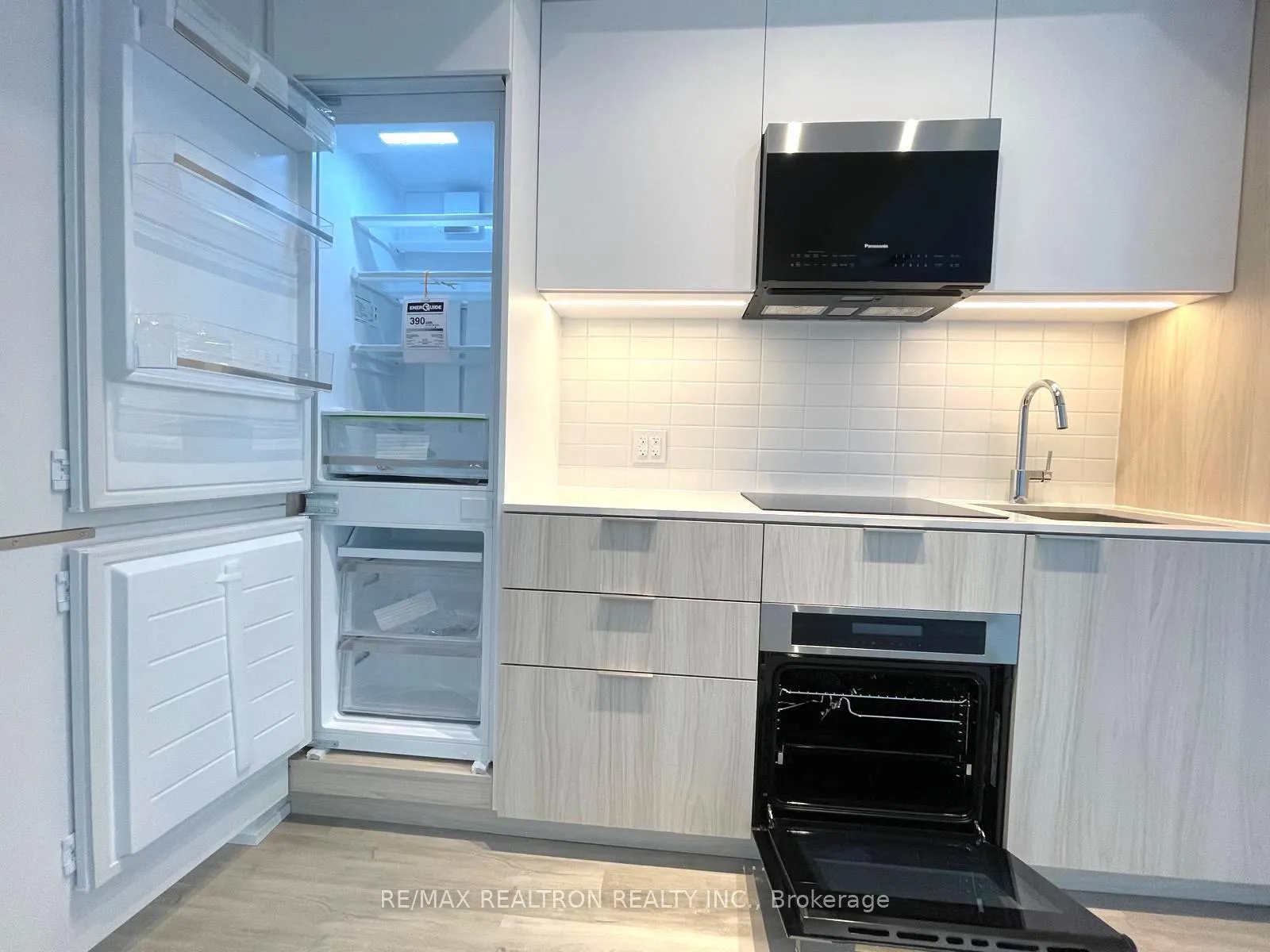 Photo 5 of Unit 337, 28 Eastern Avenue, Toronto, Moss Park — HOMEH