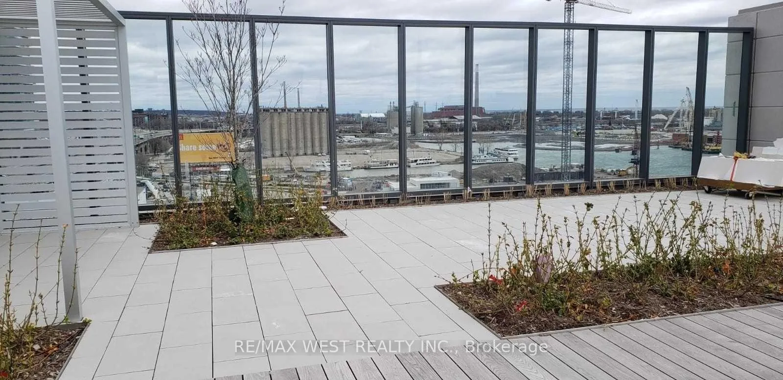 Photo 7 of Unit 2002, 12 Bonnycastle Street, Toronto, Waterfront Communities — HOMEH