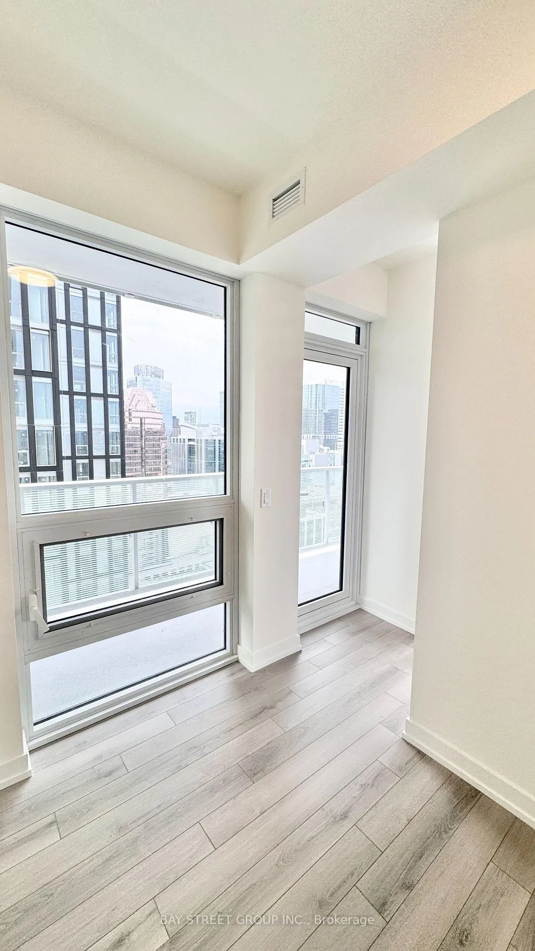 Photo 14 of Unit 3203, 89 Church Street, Toronto, Church-Yonge Corridor — HOMEH