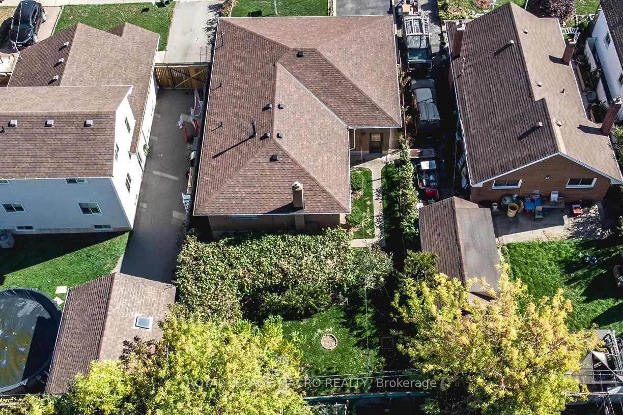 Photo 45 of 31 Adair Avenue N, Hamilton, McQuesten — HOMEH
