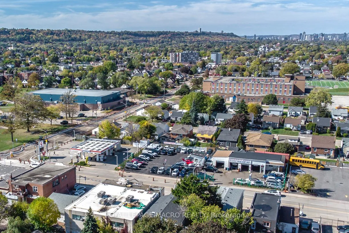 Photo 46 of 31 Adair Avenue N, Hamilton, McQuesten — HOMEH
