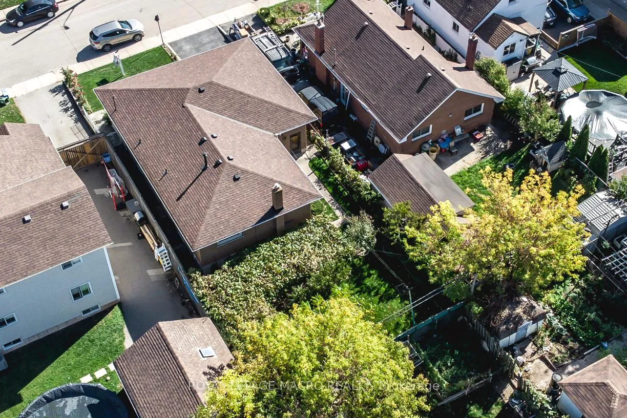 Photo 47 of 31 Adair Avenue N, Hamilton, McQuesten — HOMEH