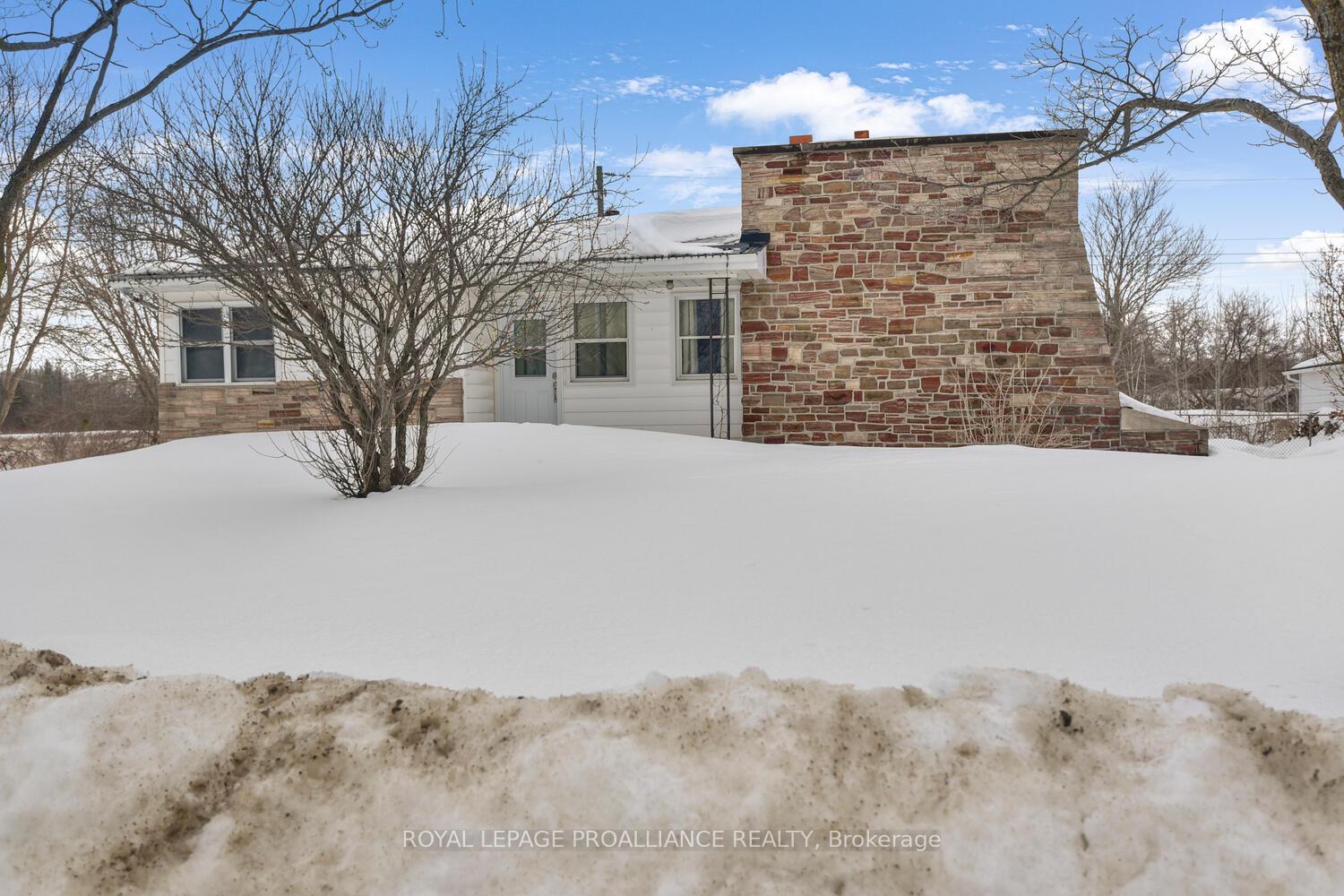 Photo 1 of 3087 County Rd 22 Concession, Edwardsburgh/Cardinal, Edwardsburgh/Cardinal Twp — HOMEH