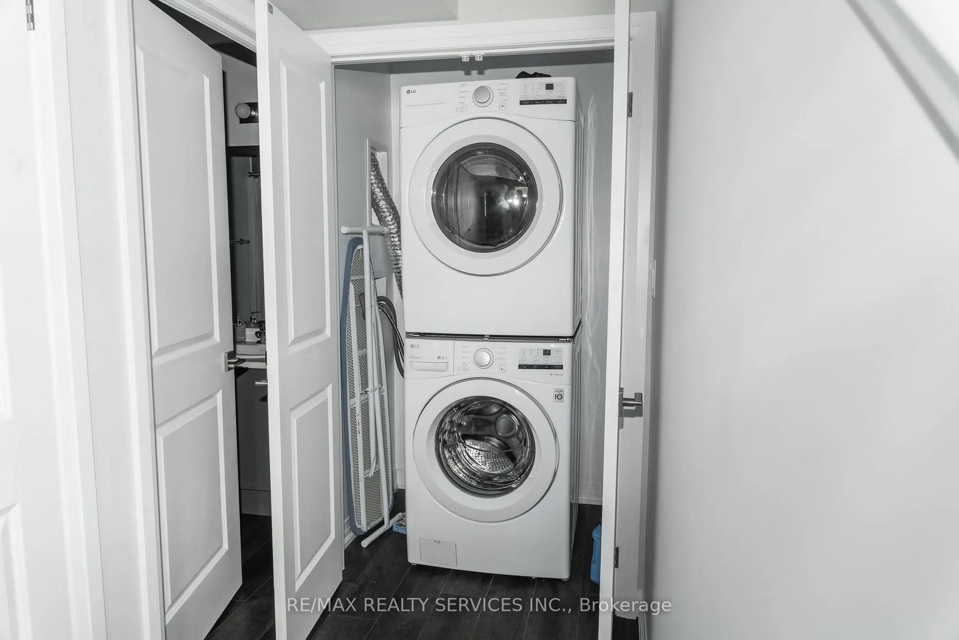 Photo 13 of Unit 63, 6705 Cropp Street, Niagara Falls, Morrison — HOMEH