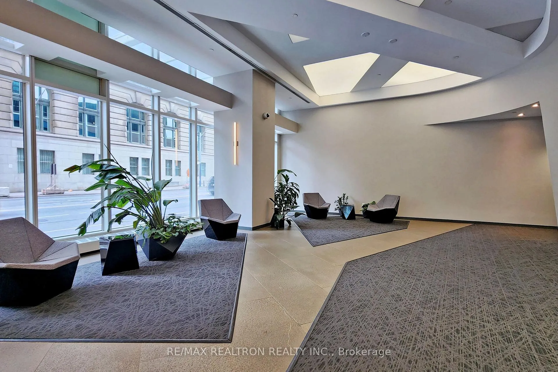 Photo 1 of Unit 1111, 8 The Esplanade, Toronto, Waterfront Communities — HOMEH