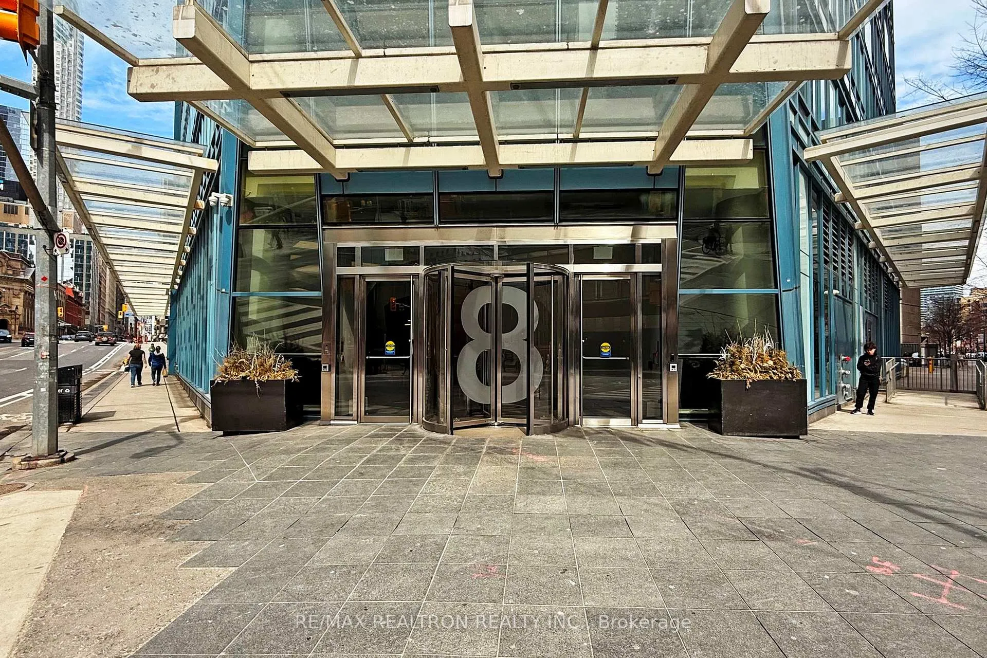 Photo 4 of Unit 1111, 8 The Esplanade, Toronto, Waterfront Communities — HOMEH