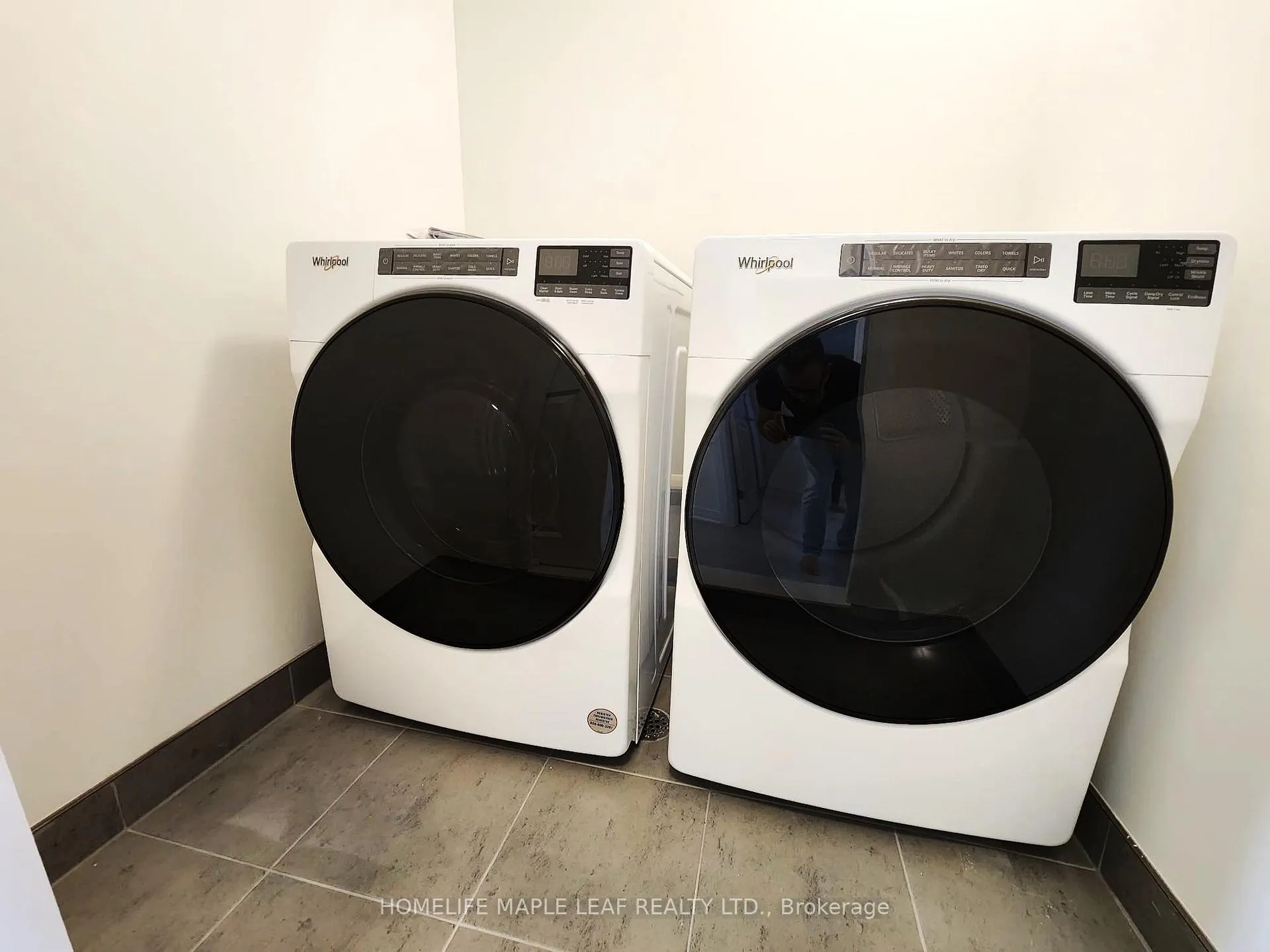 Photo 15 of Unit 41, 15 Stauffer Woods Trail, Kitchener — HOMEH