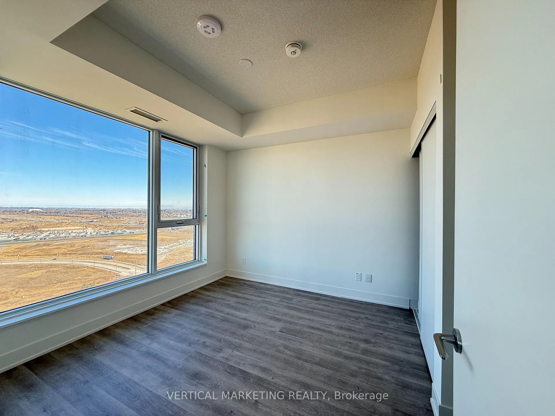 Photo 7 of Unit 2204, 38 Andre de Grasse Street, Markham, Unionville — HOMEH