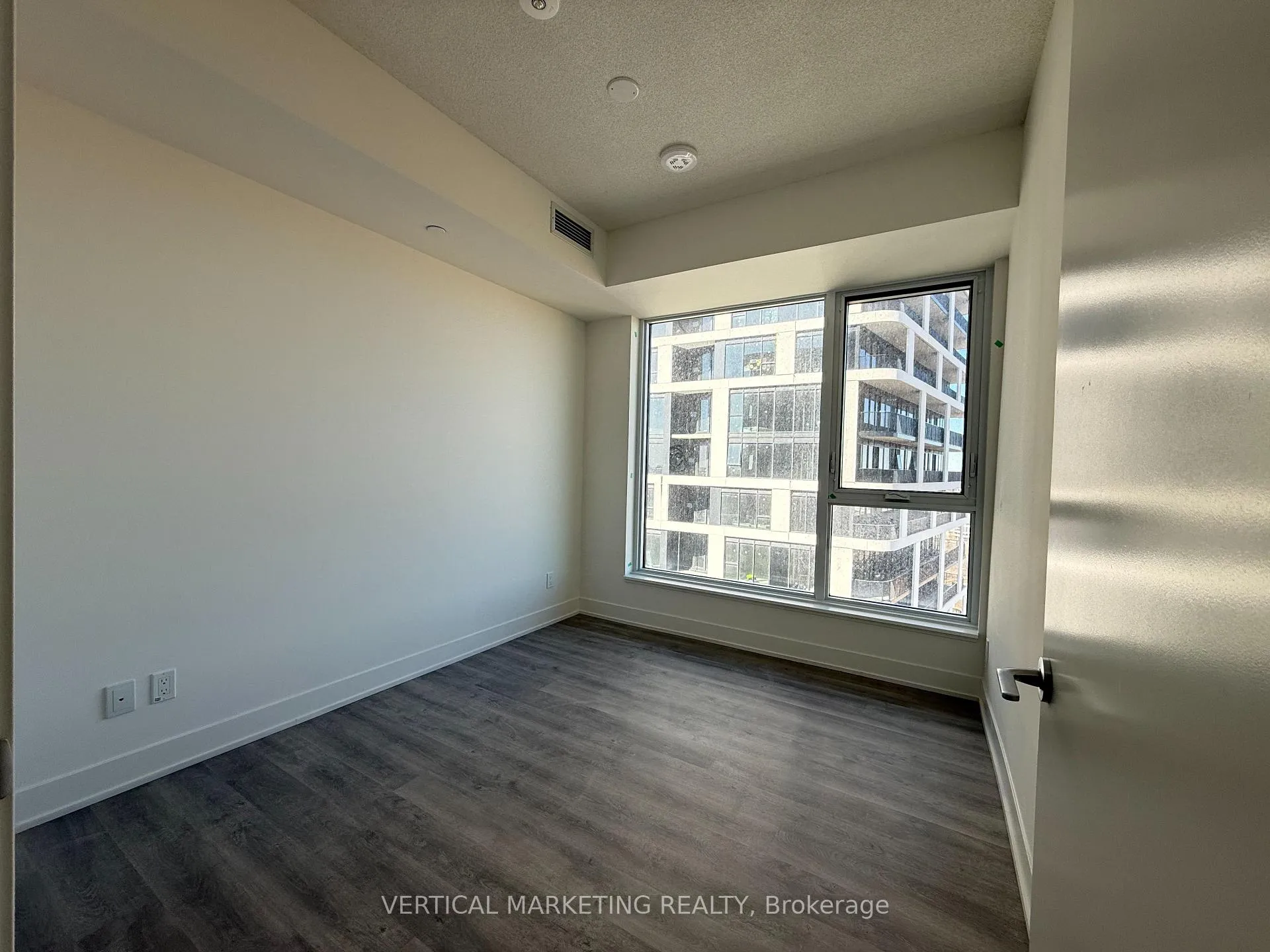 Photo 10 of Unit 2204, 38 Andre de Grasse Street, Markham, Unionville — HOMEH