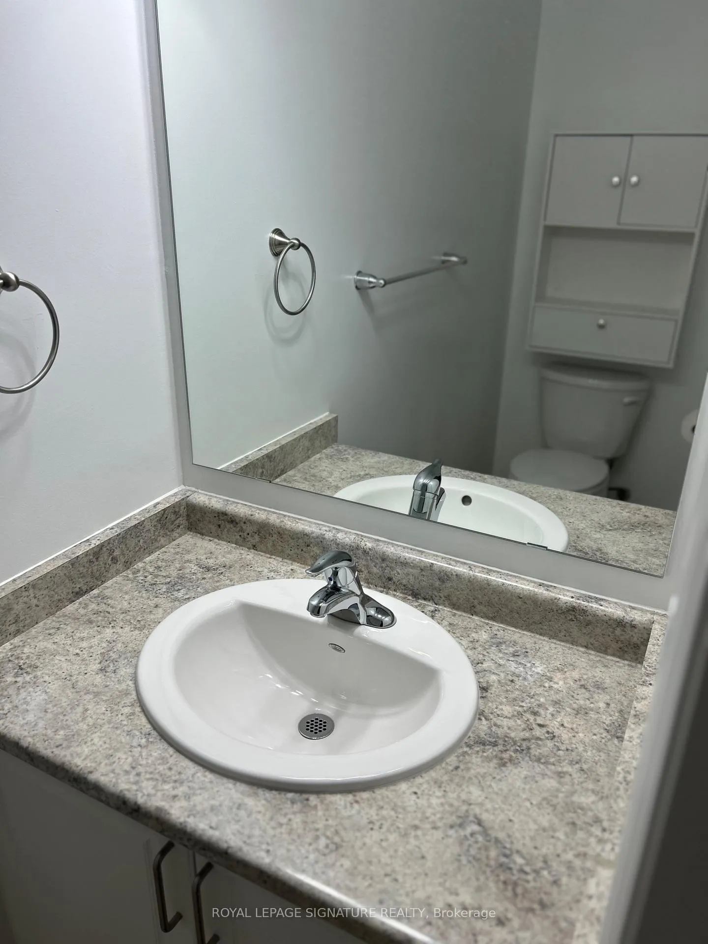Photo 8 of Unit 320, 21 Brookhouse Drive, Clarington, Newcastle — HOMEH