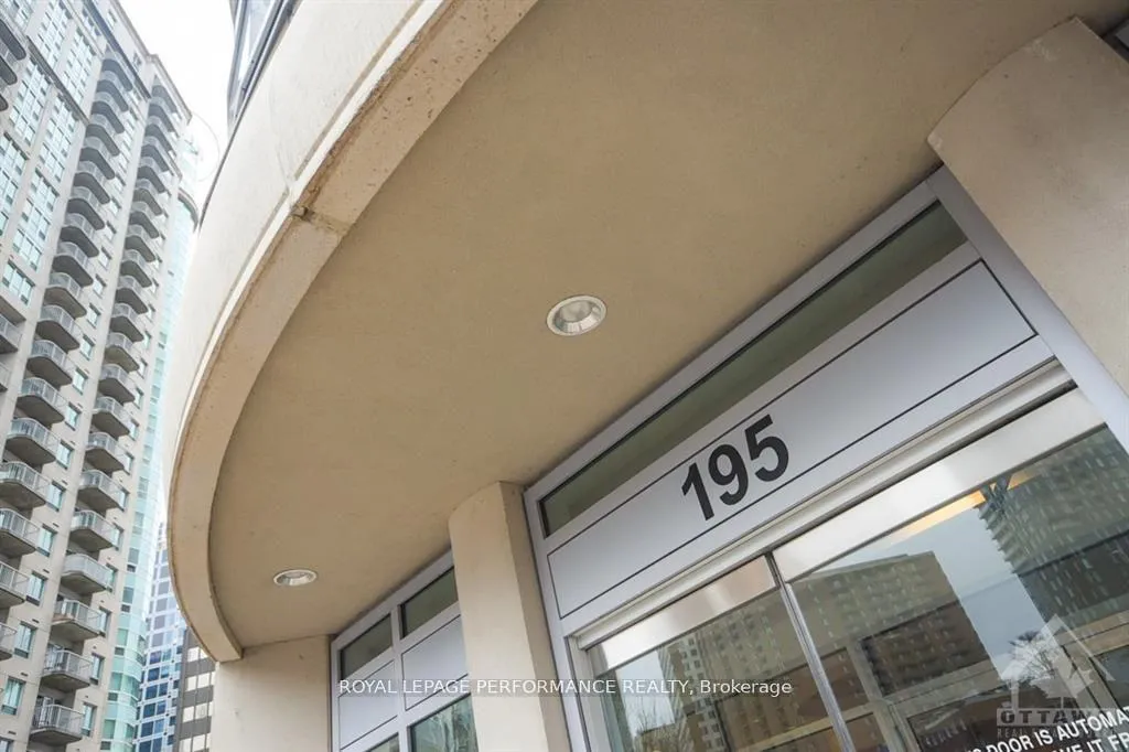 Photo 2 of Unit 807, 195 Besserer Street, Ottawa, Sandy Hill — HOMEH