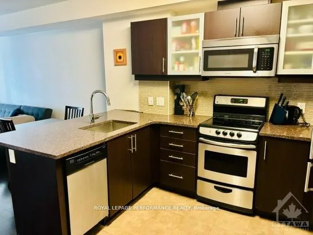 Photo 15 of Unit 807, 195 Besserer Street, Ottawa, Sandy Hill — HOMEH