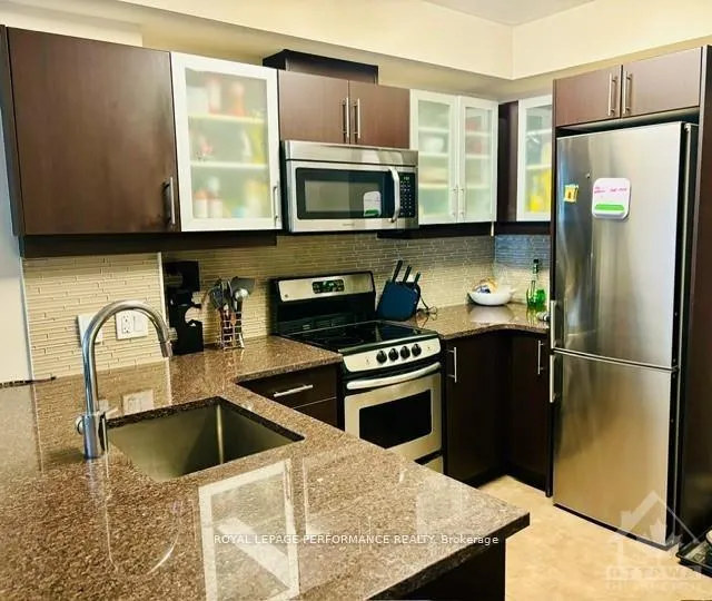 Photo 16 of Unit 807, 195 Besserer Street, Ottawa, Sandy Hill — HOMEH