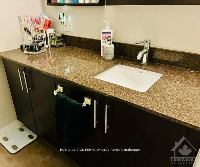 Photo 20 of Unit 807, 195 Besserer Street, Ottawa, Sandy Hill — HOMEH