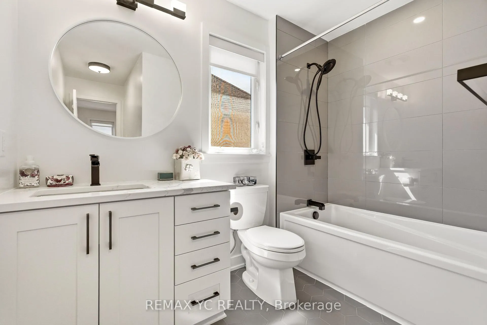 Photo 37 of 54 Angel Heights, Ottawa, Stittsville (South) — HOMEH