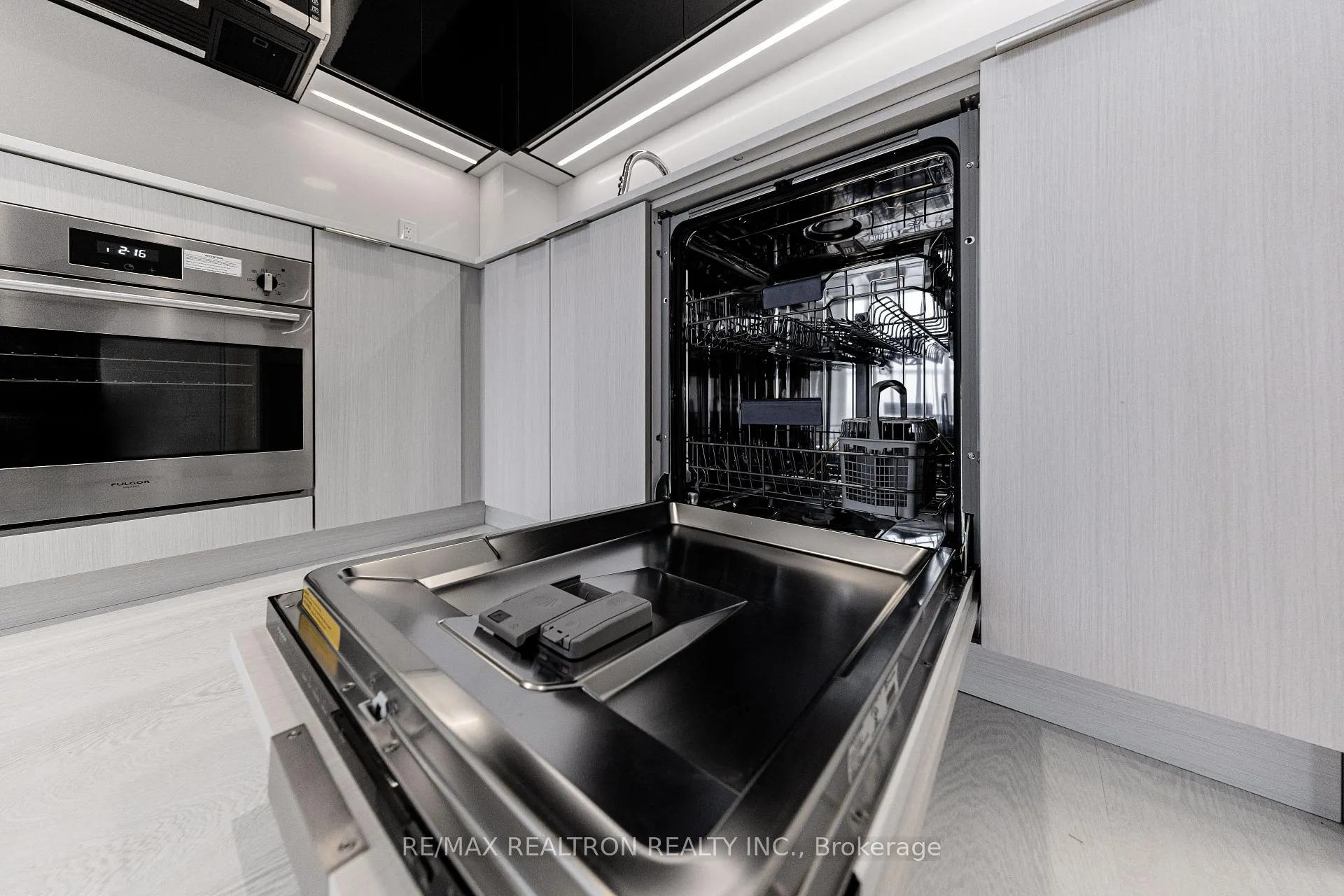 Photo 12 of Unit 3107, 308 Jarvis Street, Toronto, Church-Yonge Corridor — HOMEH