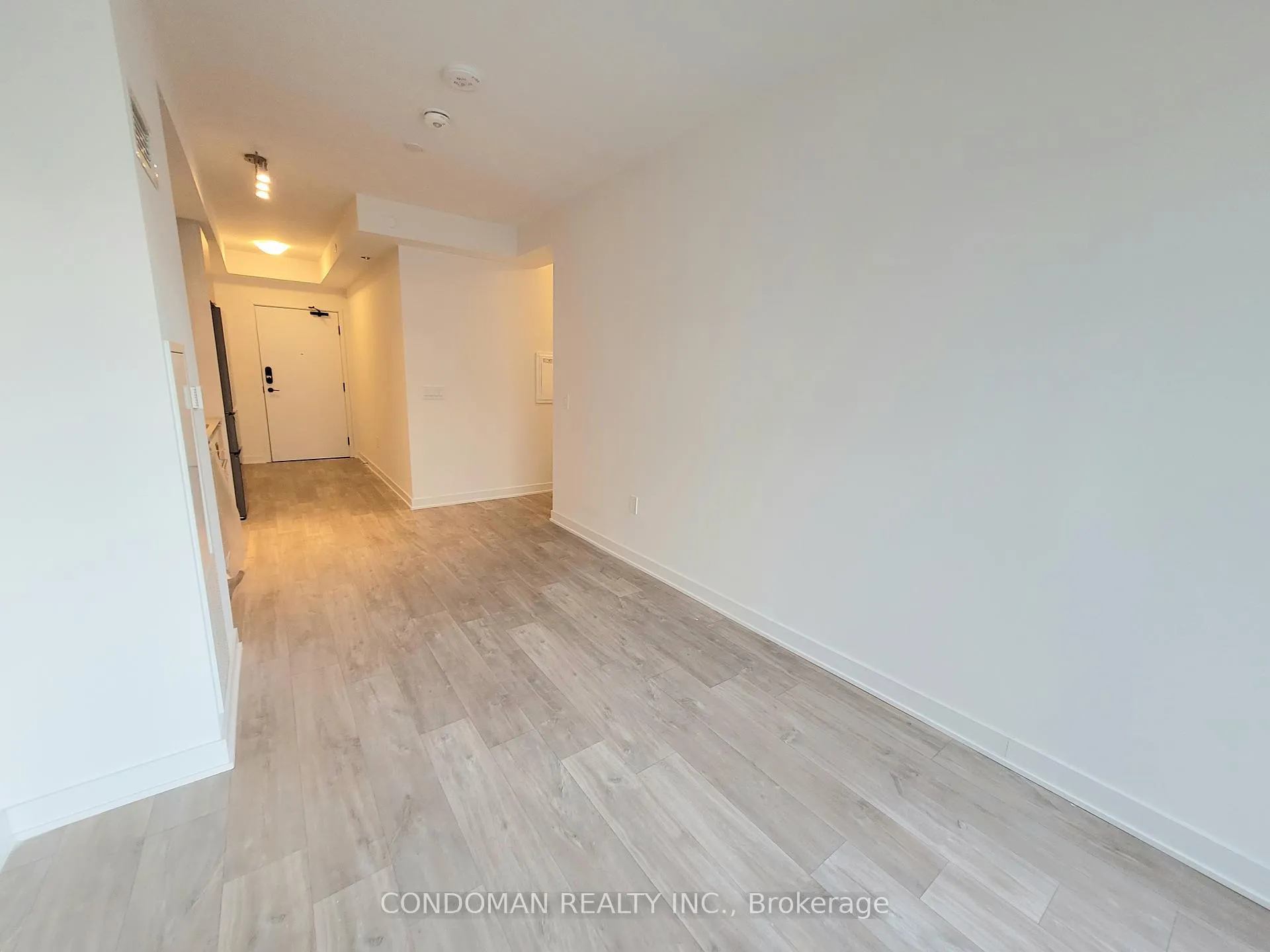Photo 4 of Unit 1818, 60 Princess Street, Toronto, Waterfront Communities — HOMEH
