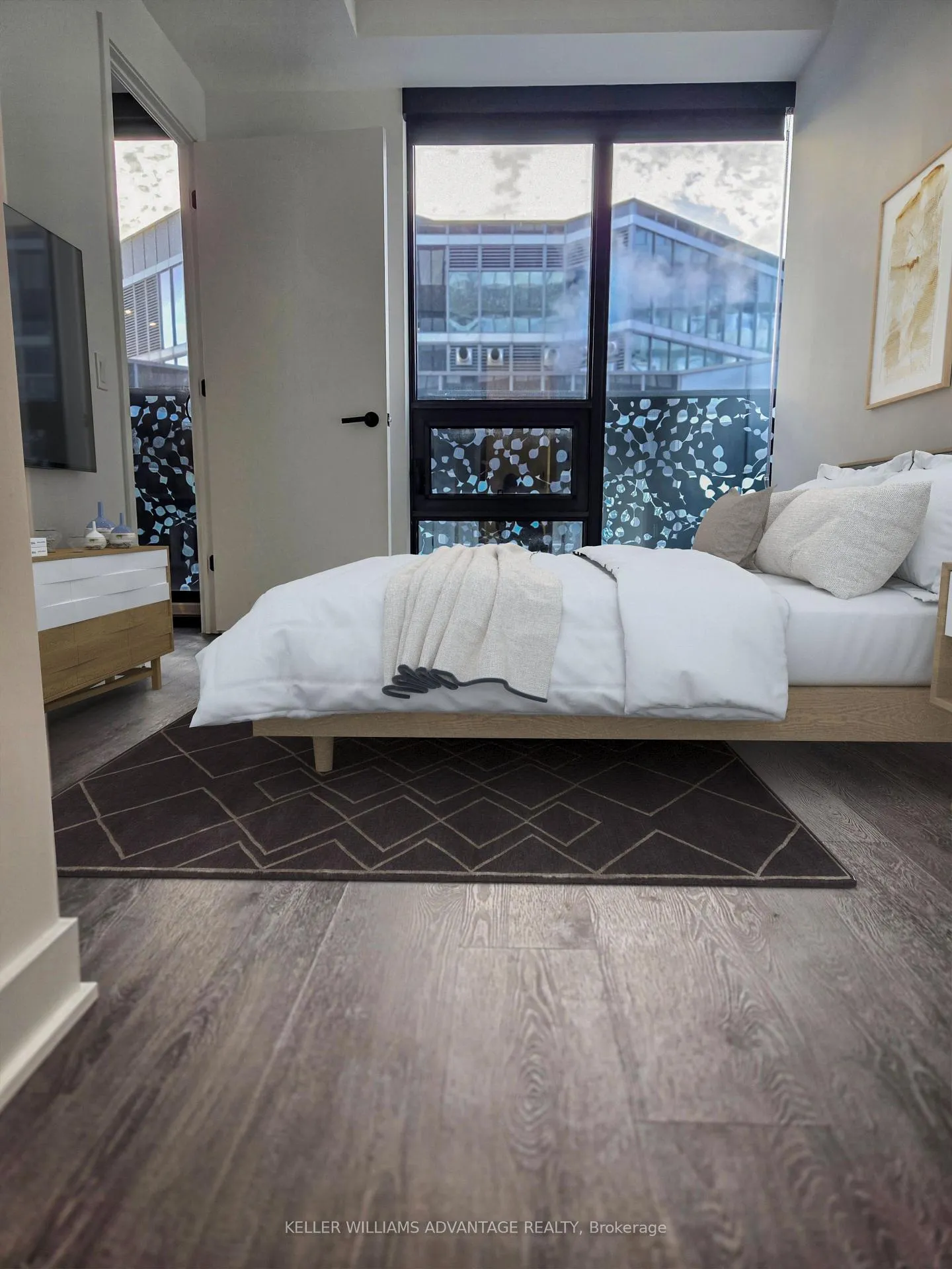 Photo 8 of Unit 4707, 55 Charles Street, Toronto, Church-Yonge Corridor — HOMEH
