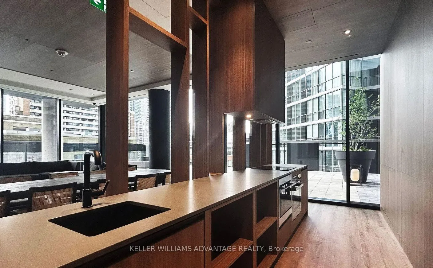 Photo 12 of Unit 4707, 55 Charles Street, Toronto, Church-Yonge Corridor — HOMEH