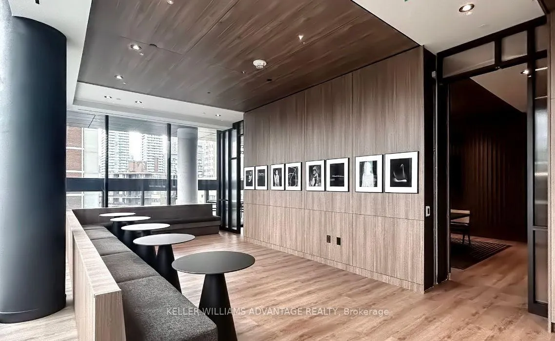 Photo 14 of Unit 4707, 55 Charles Street, Toronto, Church-Yonge Corridor — HOMEH