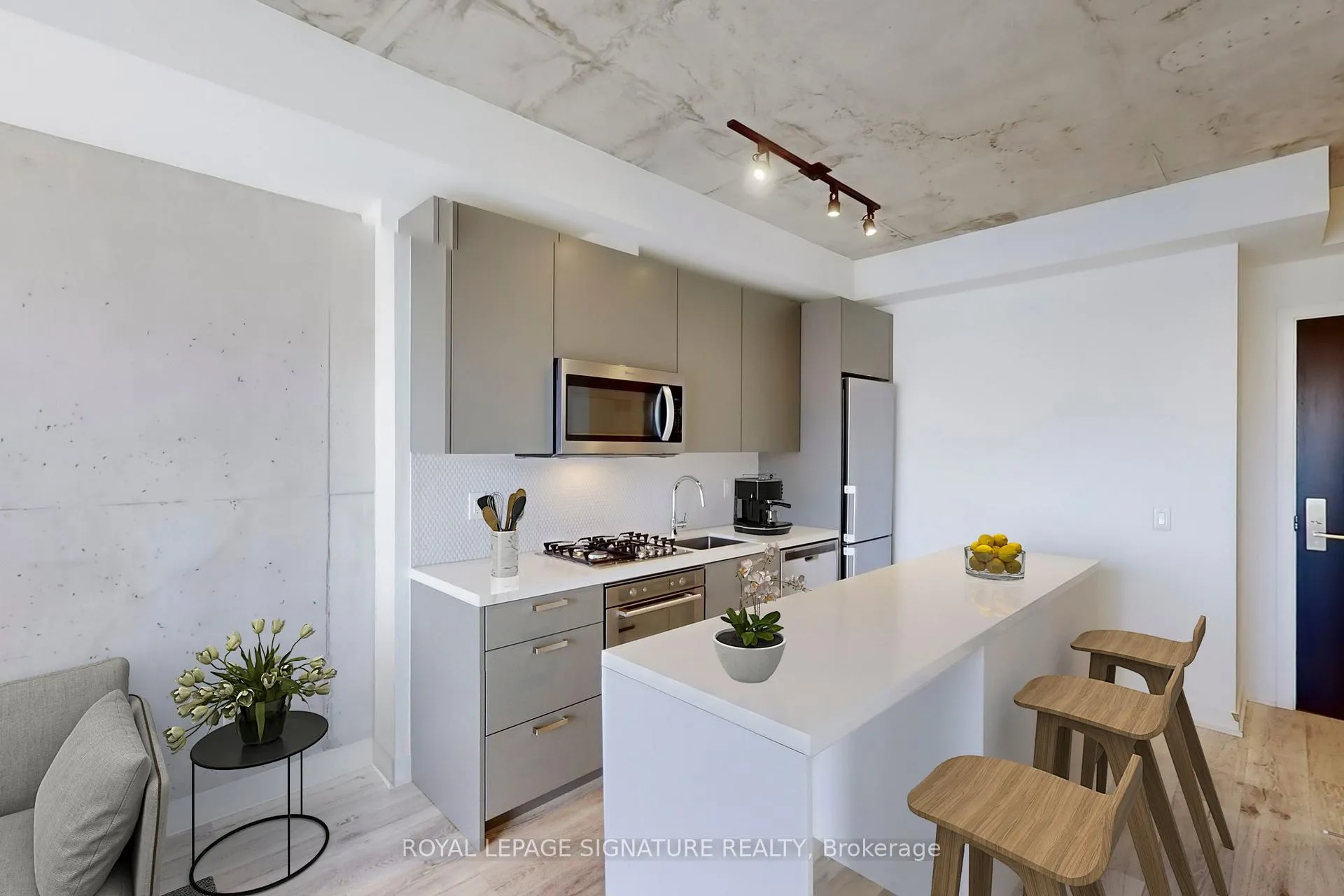 Photo 3 of Unit 1002, 55 Ontario Street, Toronto, Moss Park — HOMEH