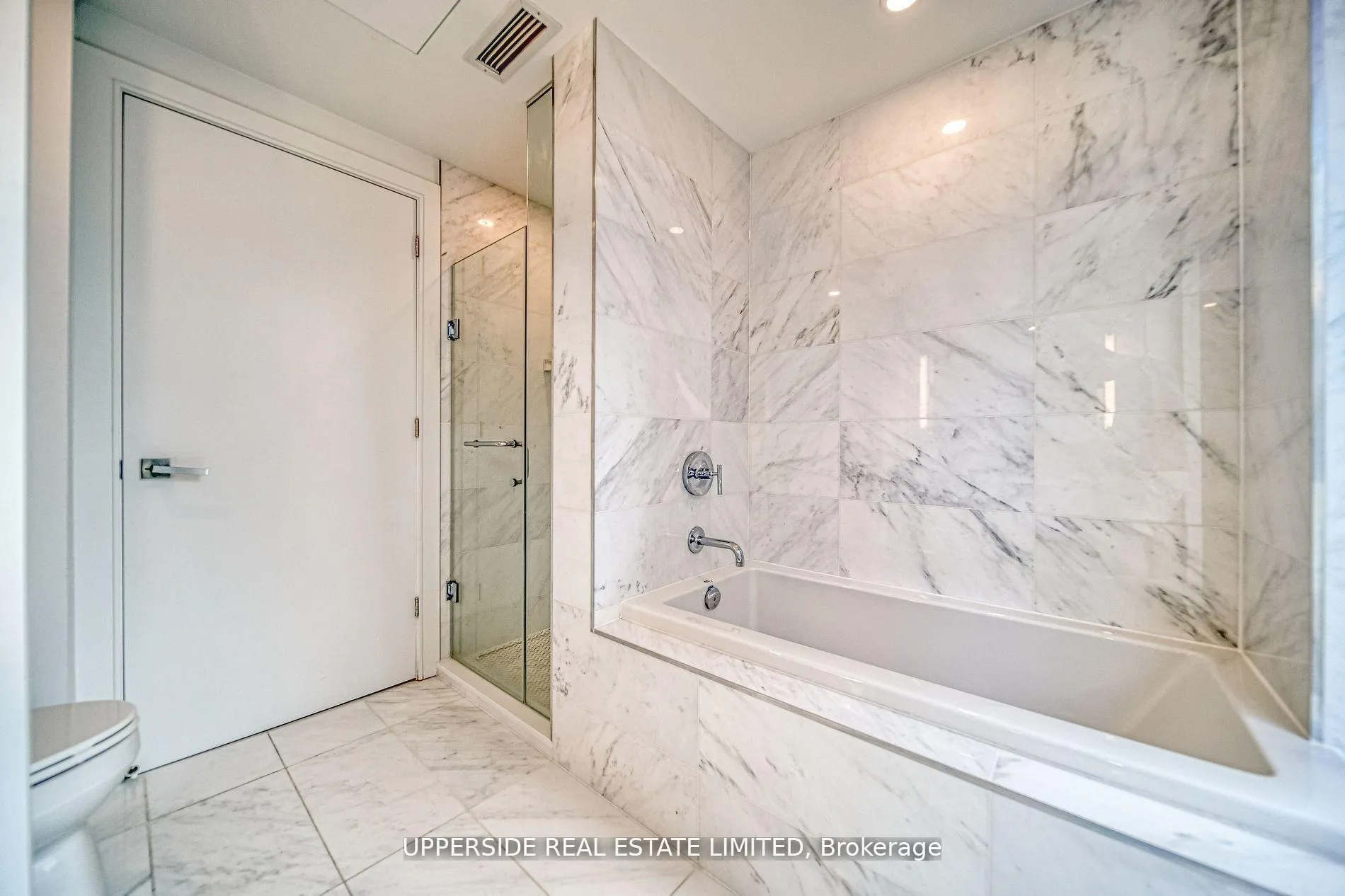 Photo 11 of Unit 1016, 1 Gloucester Street, Toronto, Church-Yonge Corridor — HOMEH