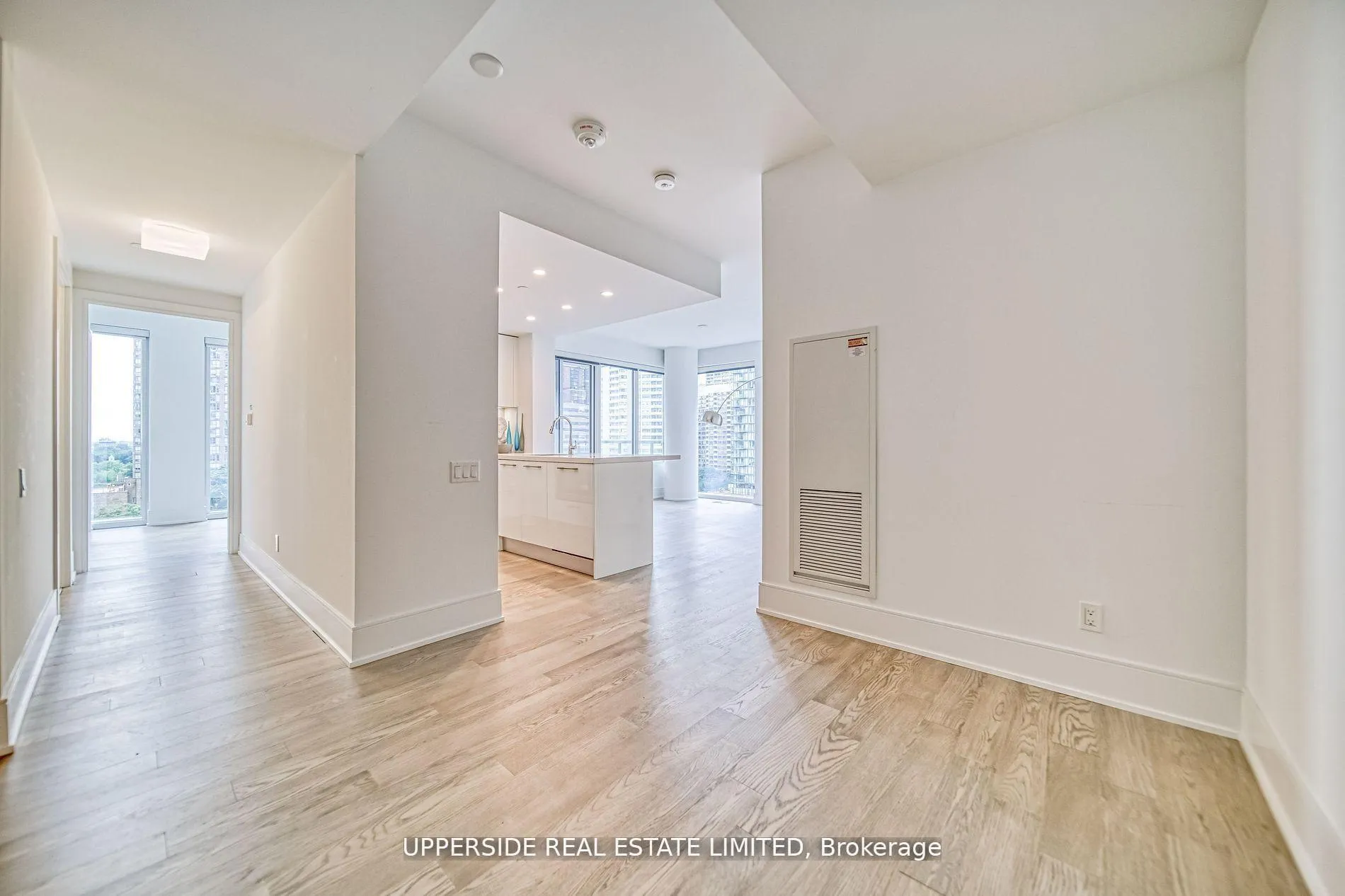 Photo 12 of Unit 1016, 1 Gloucester Street, Toronto, Church-Yonge Corridor — HOMEH