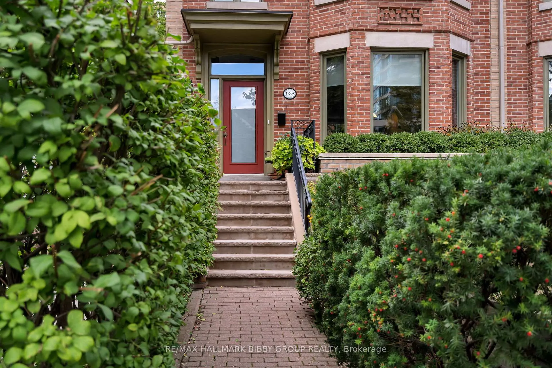 Photo 2 of Unit 1, 38 Earl Street, Toronto, North St. James Town — HOMEH