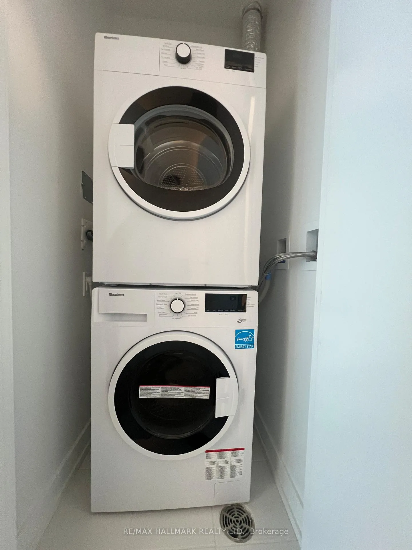 Photo 12 of Unit 2913, 117 Broadway Avenue, Toronto, Mount Pleasant East — HOMEH