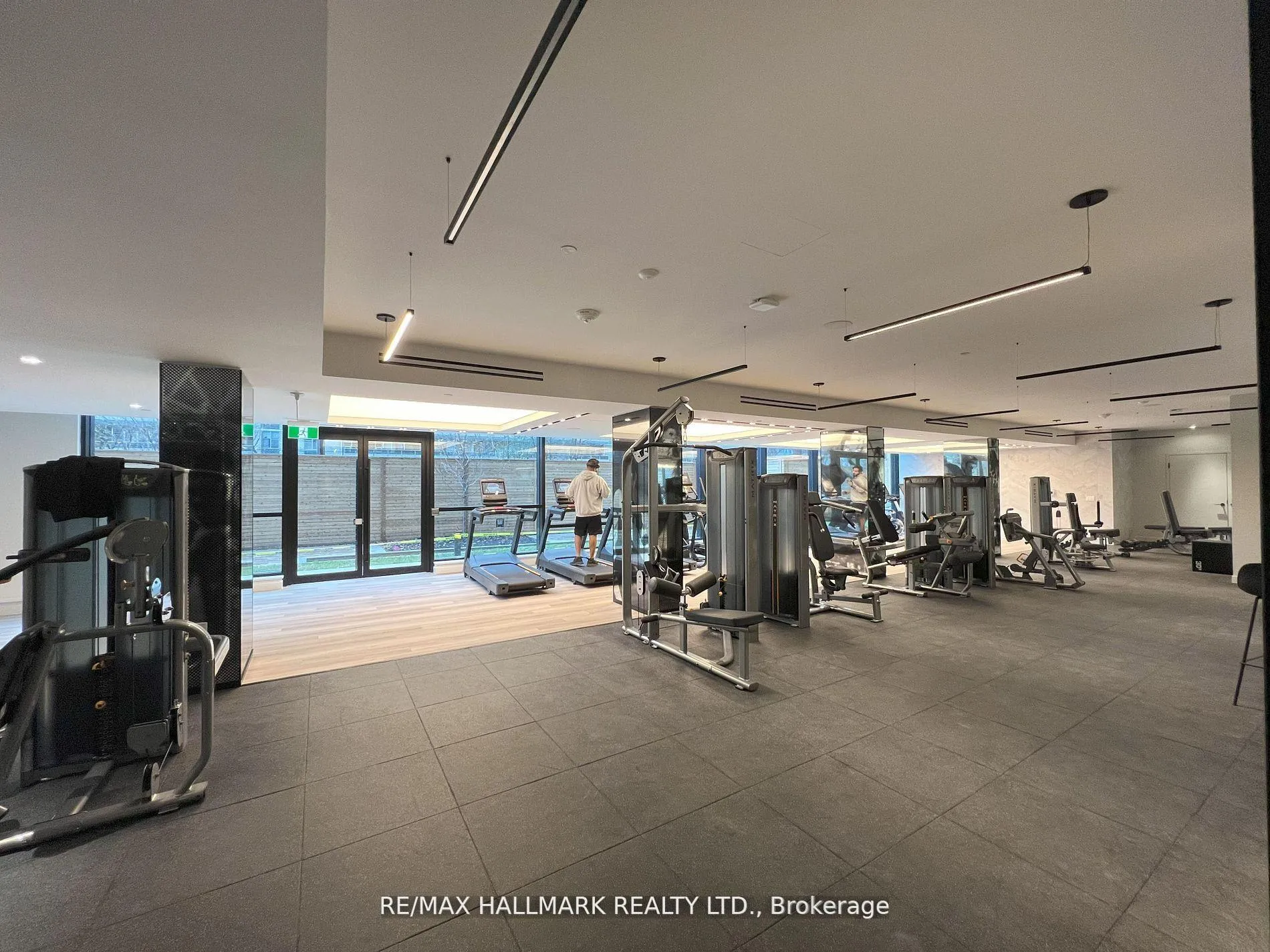 Photo 24 of Unit 2913, 117 Broadway Avenue, Toronto, Mount Pleasant East — HOMEH