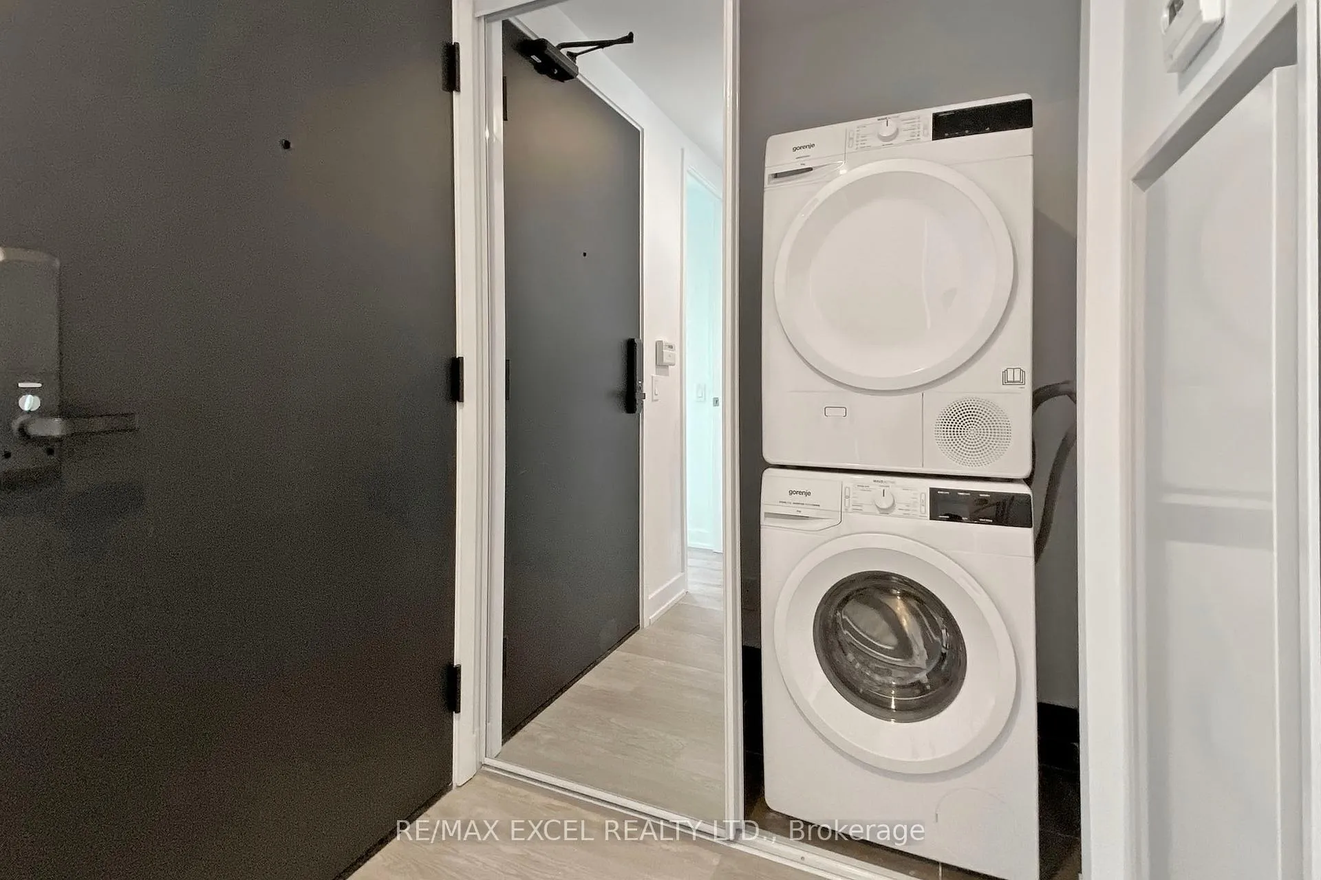 Photo 11 of Unit 1710, 111 Queen Street E, Toronto, Church-Yonge Corridor — HOMEH