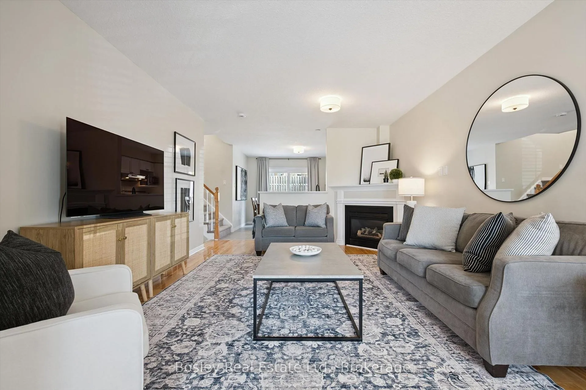 Photo 5 of 143 Bradson Drive, Guelph, Grange Road — HOMEH