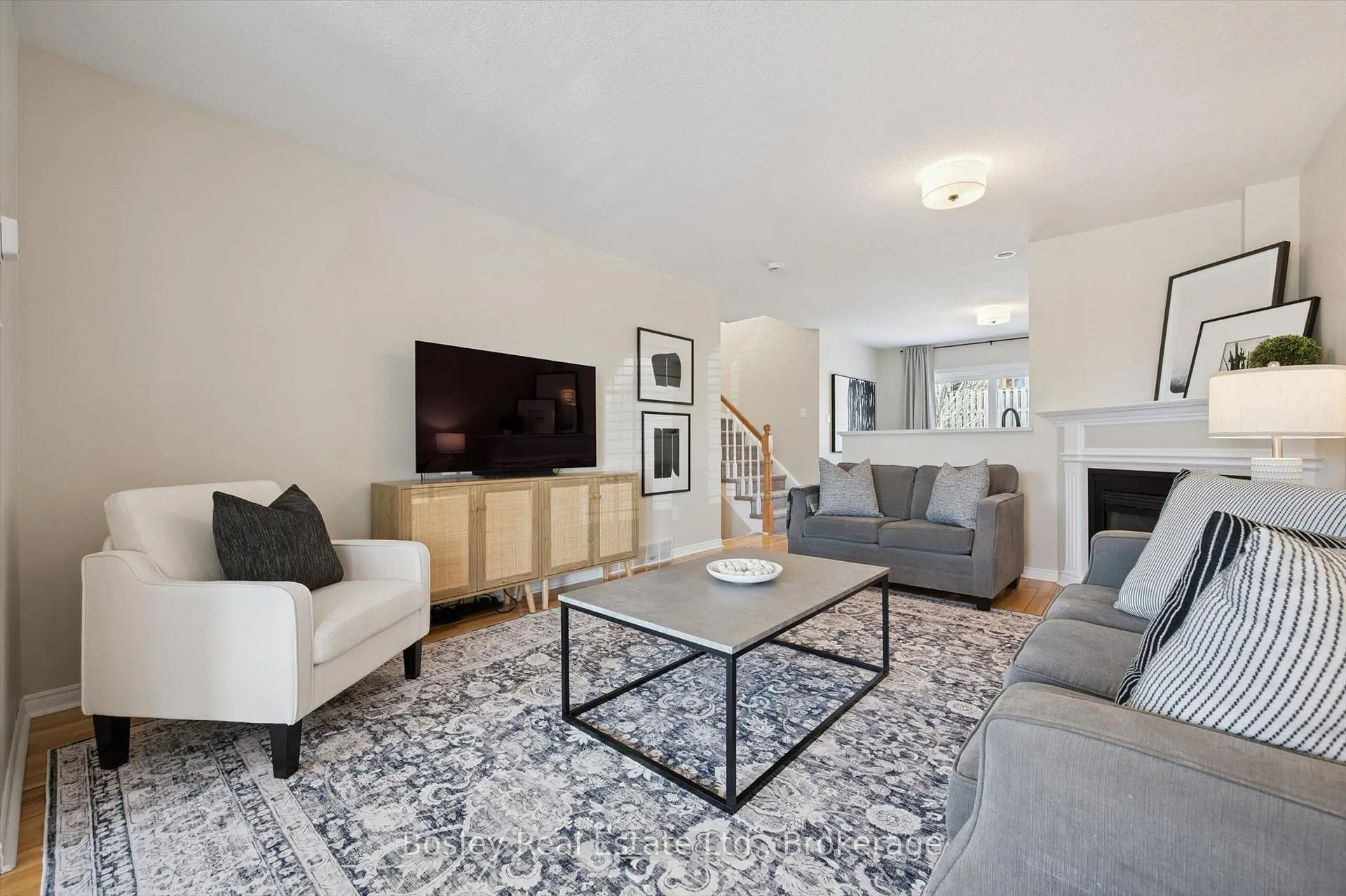 Photo 6 of 143 Bradson Drive, Guelph, Grange Road — HOMEH