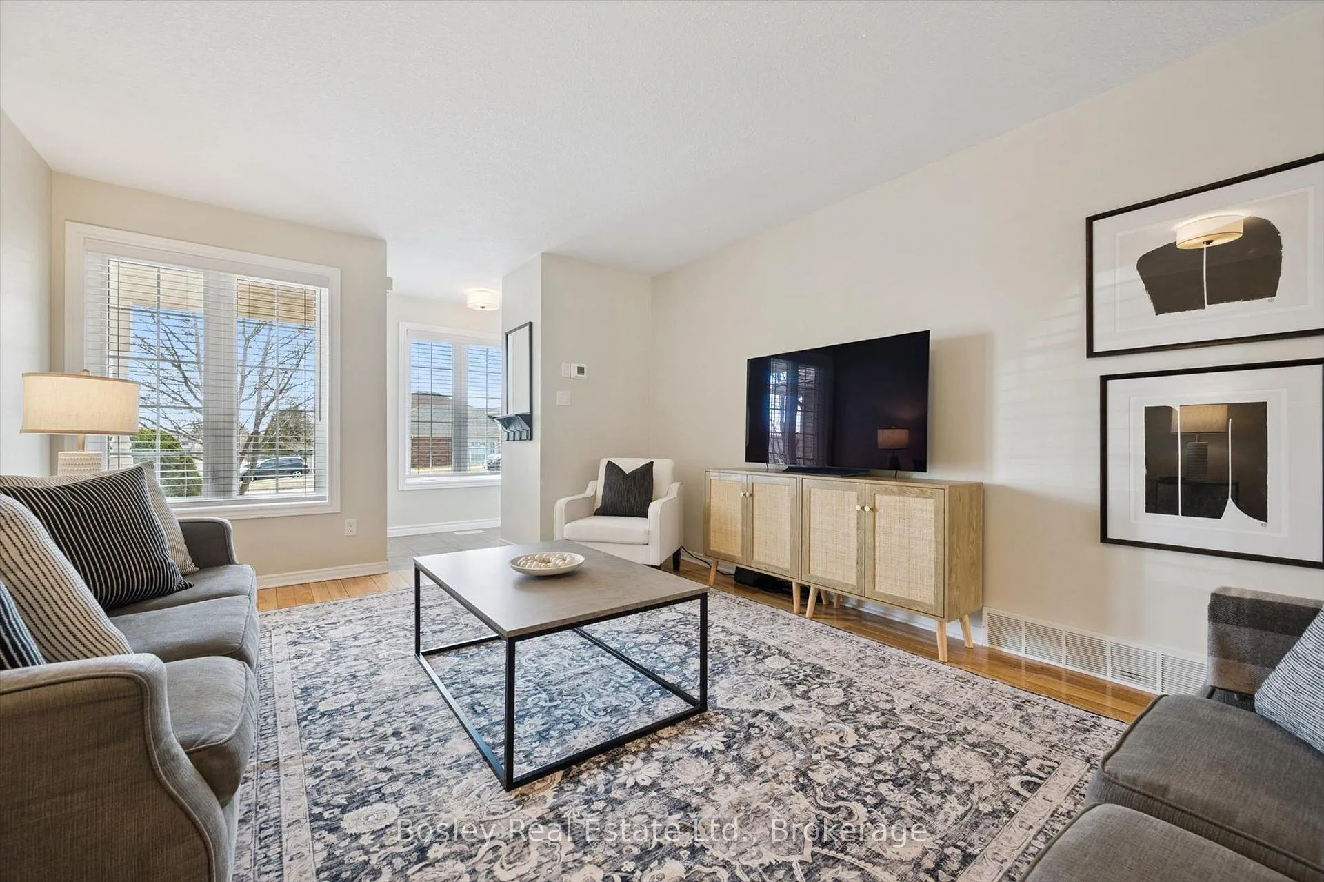 Photo 8 of 143 Bradson Drive, Guelph, Grange Road — HOMEH