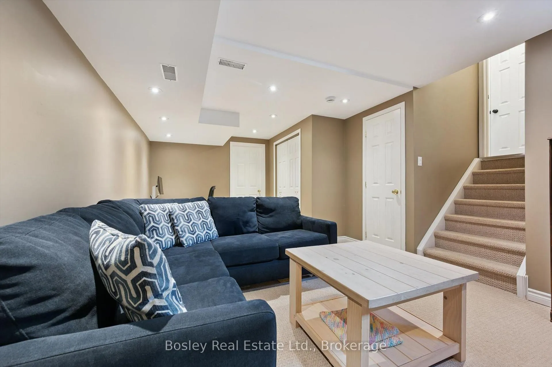 Photo 28 of 143 Bradson Drive, Guelph, Grange Road — HOMEH