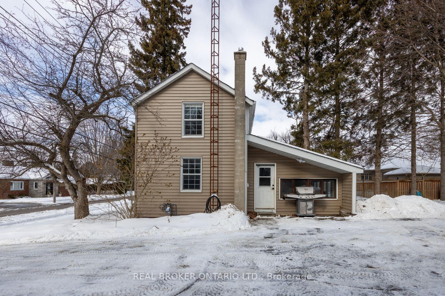Photo 3 of 113 Baldwin Street, Clarington, Newcastle — HOMEH