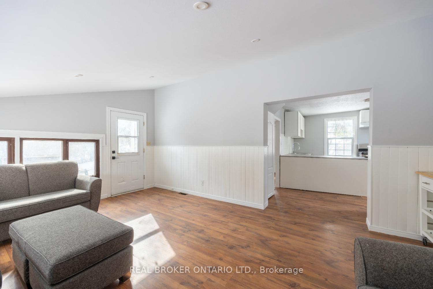 Photo 6 of 113 Baldwin Street, Clarington, Newcastle — HOMEH