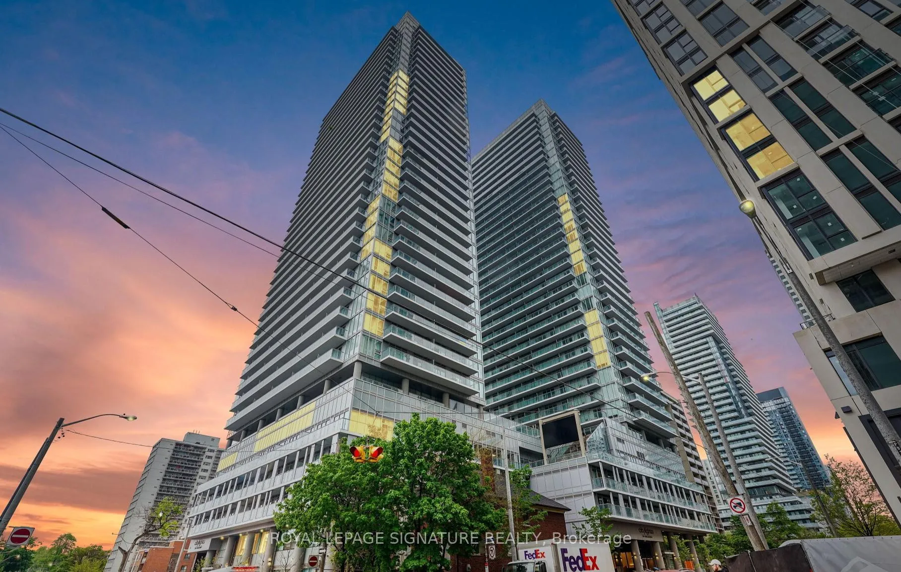 Photo 1 of Unit 2516, 195 Redpath Avenue, Toronto, Mount Pleasant West — HOMEH