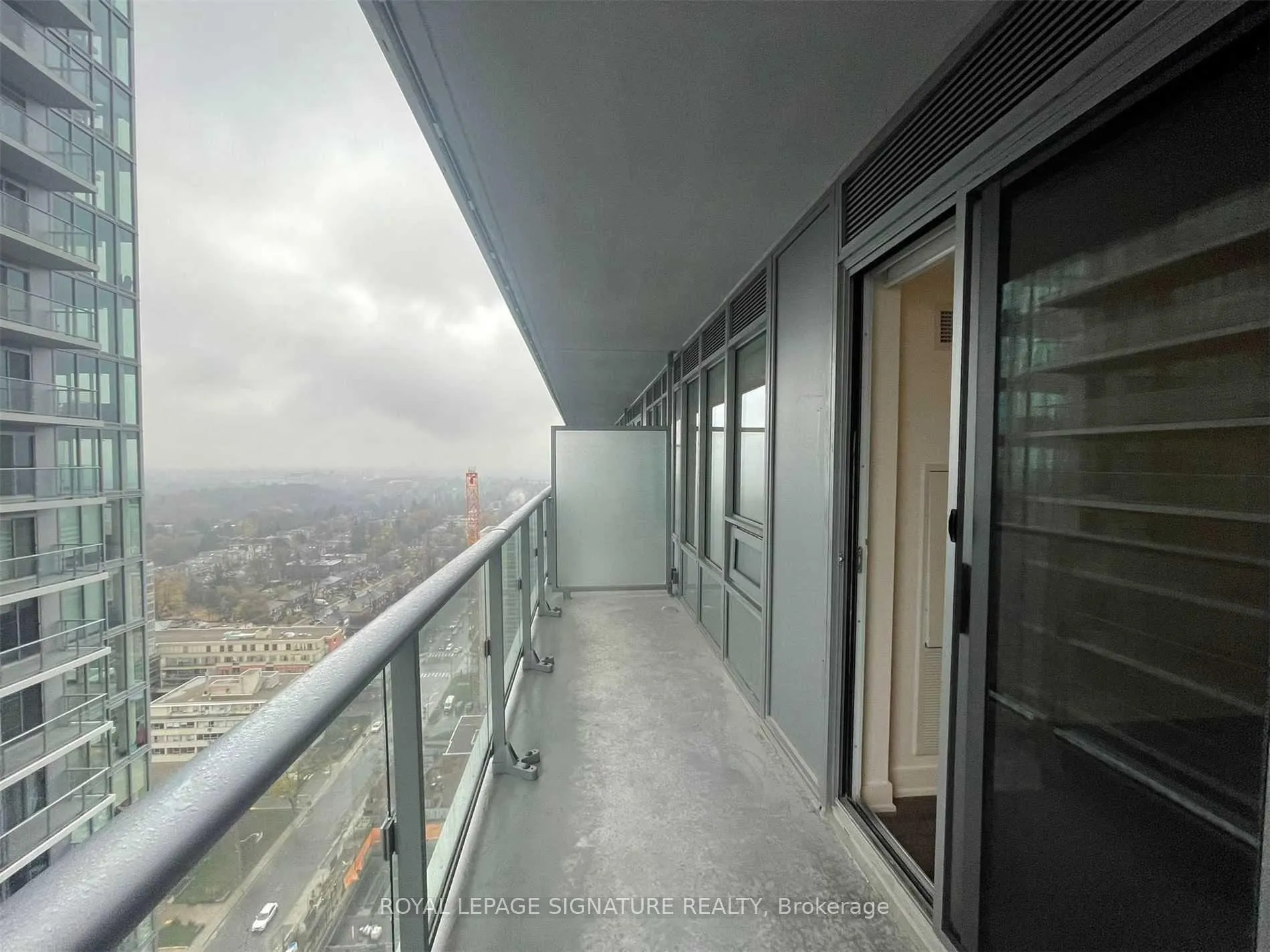 Photo 11 of Unit 2516, 195 Redpath Avenue, Toronto, Mount Pleasant West — HOMEH