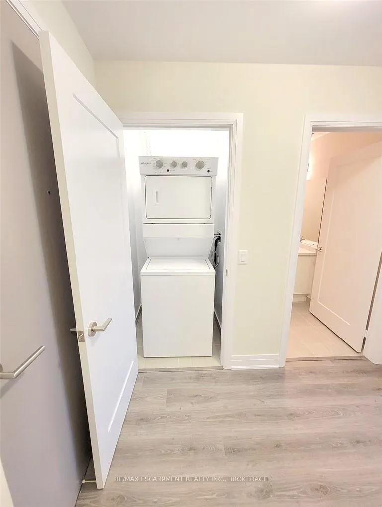 Photo 4 of Unit 546, 16 Concord Place, Grimsby, Grimsby Beach — HOMEH