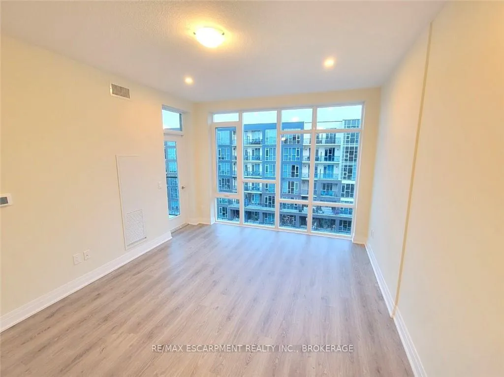 Photo 10 of Unit 546, 16 Concord Place, Grimsby, Grimsby Beach — HOMEH