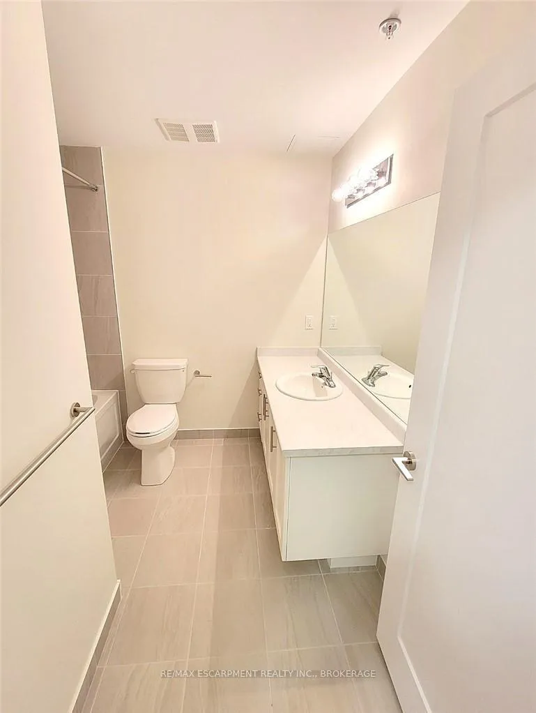 Photo 15 of Unit 546, 16 Concord Place, Grimsby, Grimsby Beach — HOMEH