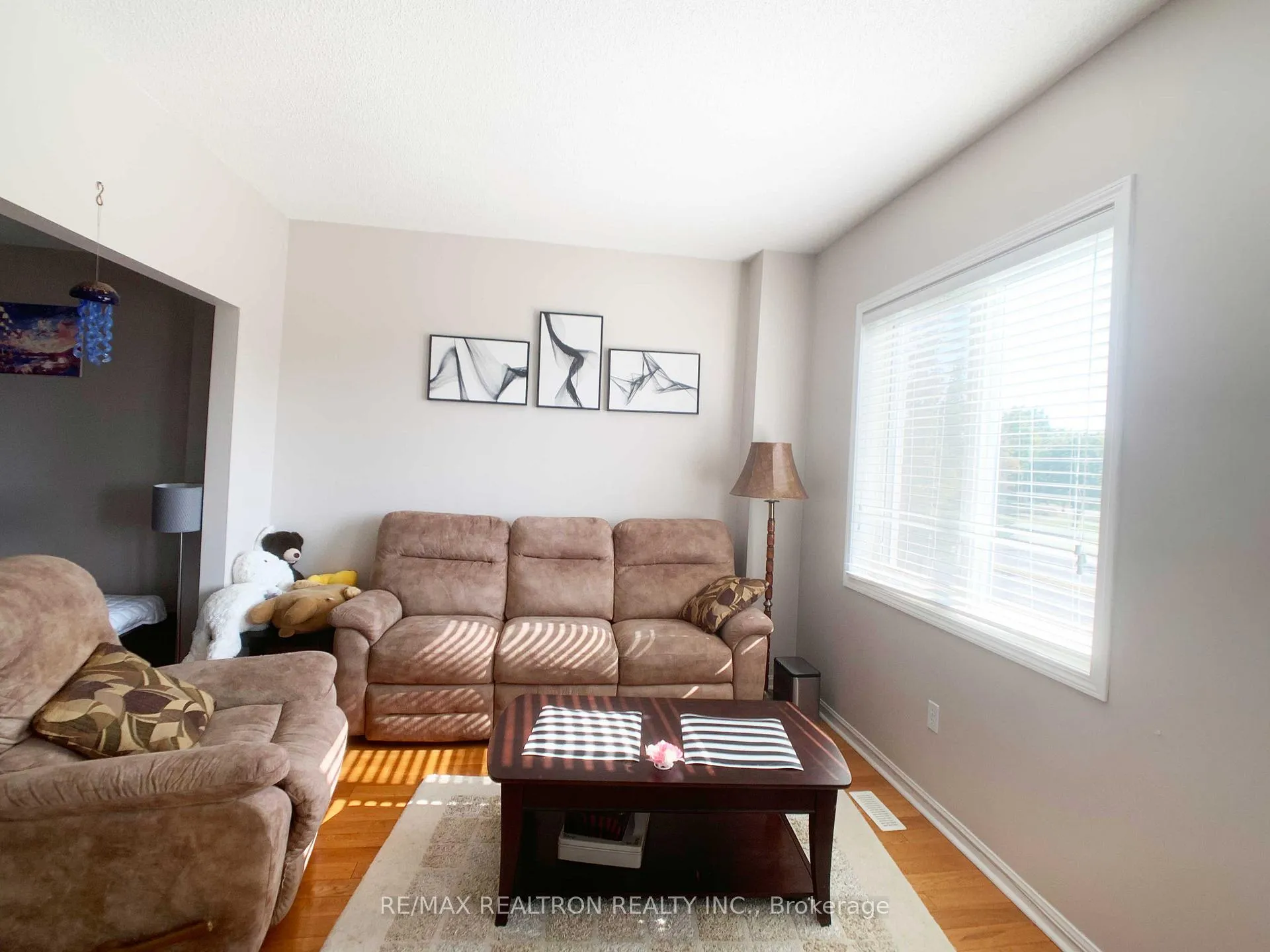 Photo 6 of 168 Town Centre Boulevard, Markham, Unionville — HOMEH