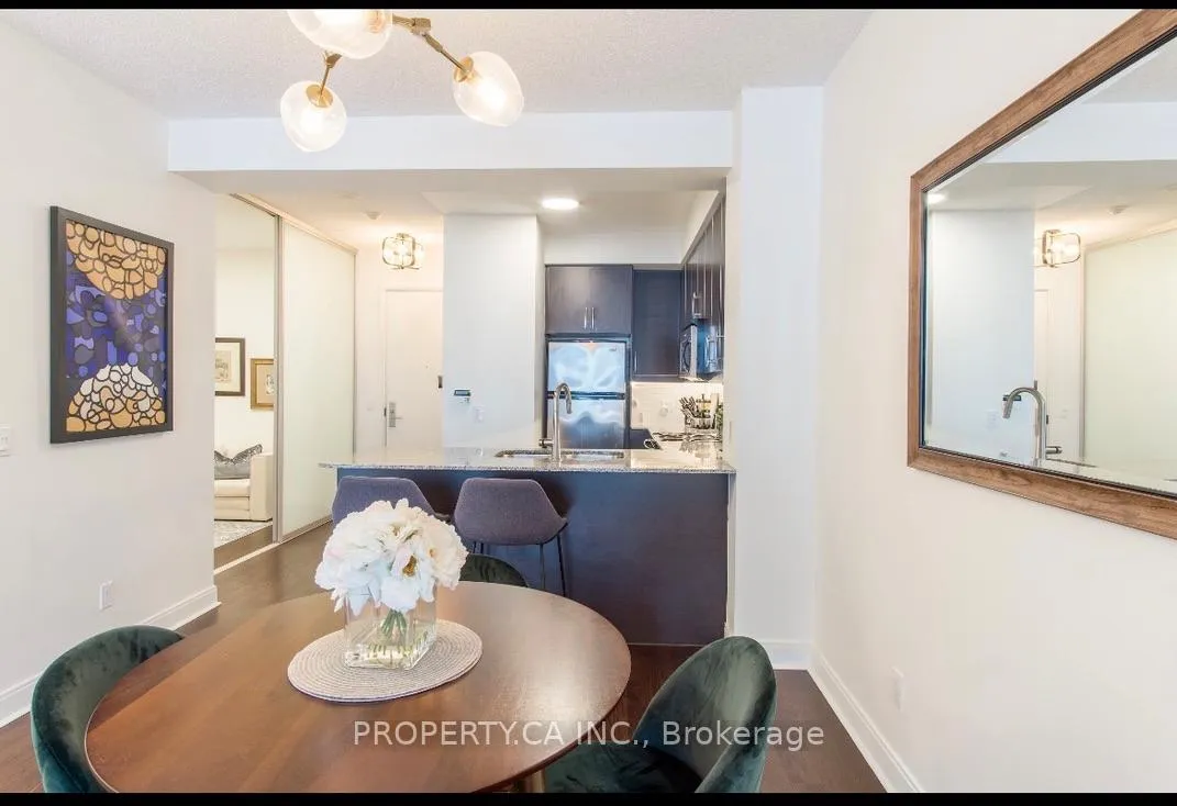 Photo 6 of Unit 423, 38 The Esplanade, Toronto, Waterfront Communities — HOMEH