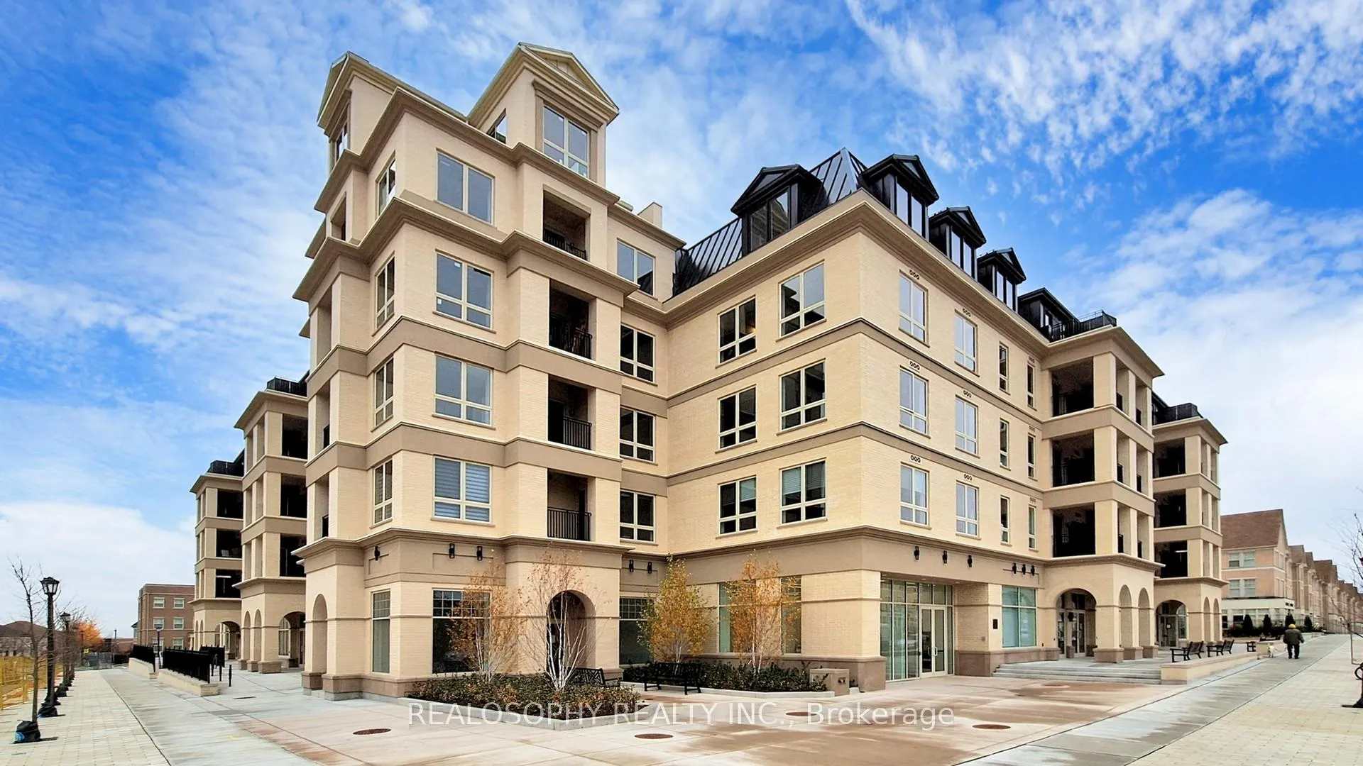 Front of Unit 315, 101 Cathedral High Street