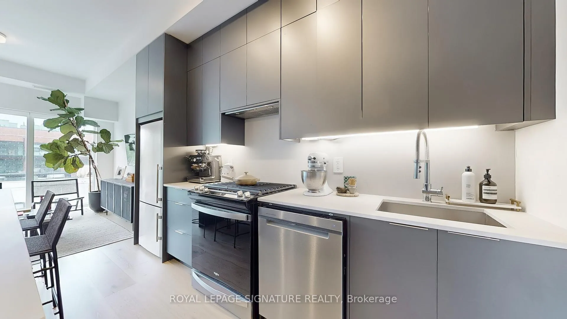 Photo 8 of Unit 312, 495 Logan Avenue, Toronto, North Riverdale — HOMEH
