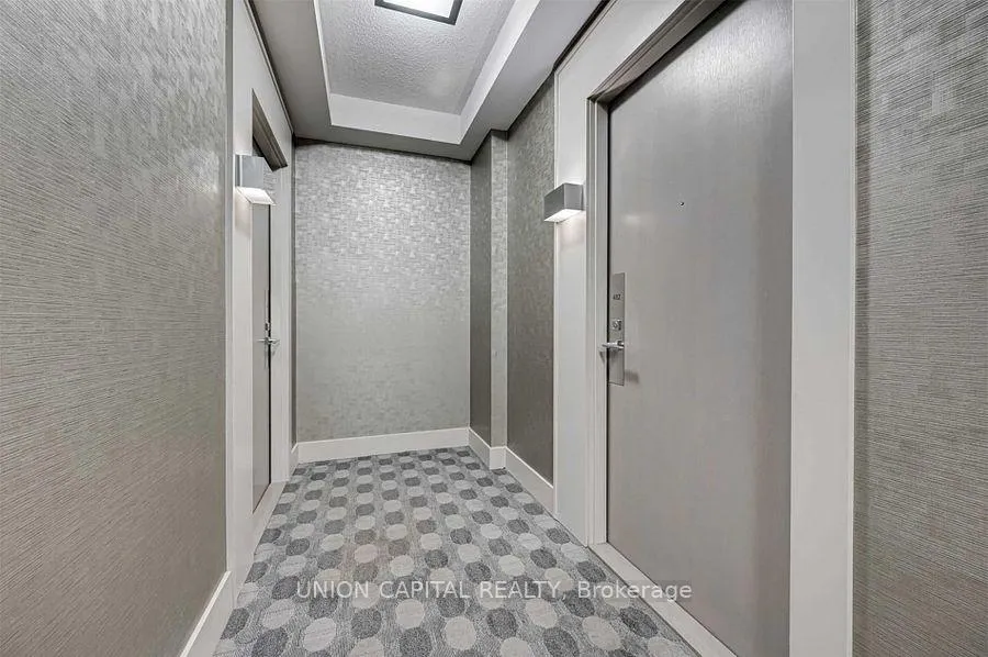 Photo 3 of Unit 627, 7165 Yonge Street, Markham, Thornhill — HOMEH